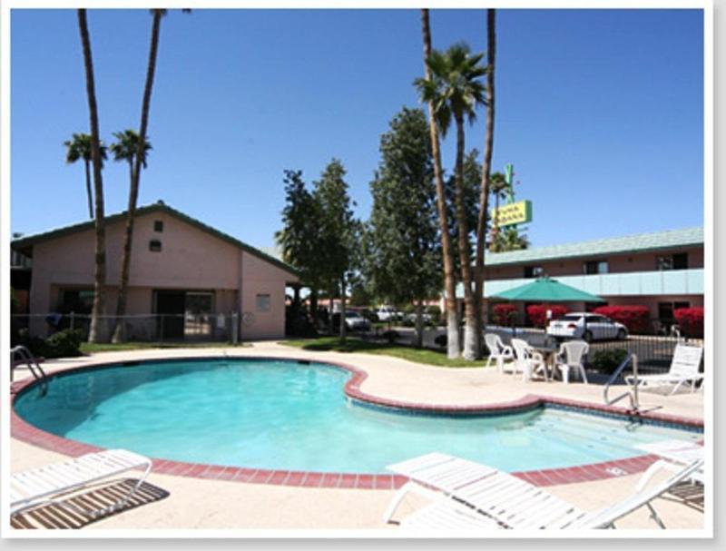 Econo Lodge Inn & Suites Yuma I-8 エクステリア 写真